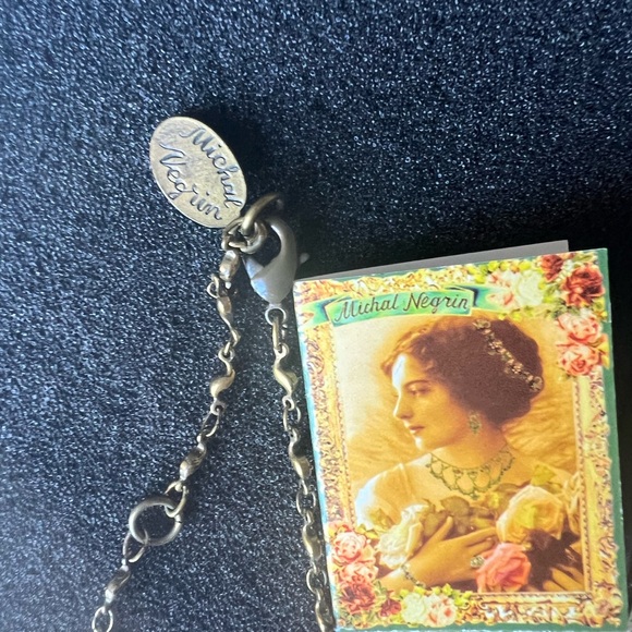 Michal Negrin Elegant Necklace - Picture 9 of 9